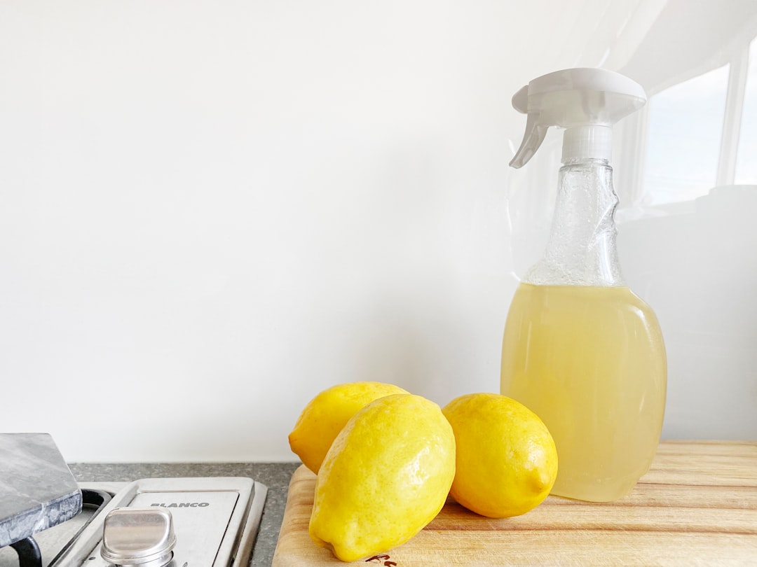 heros-img Homemade citrus peel & vinegar multi-purpose cleaner